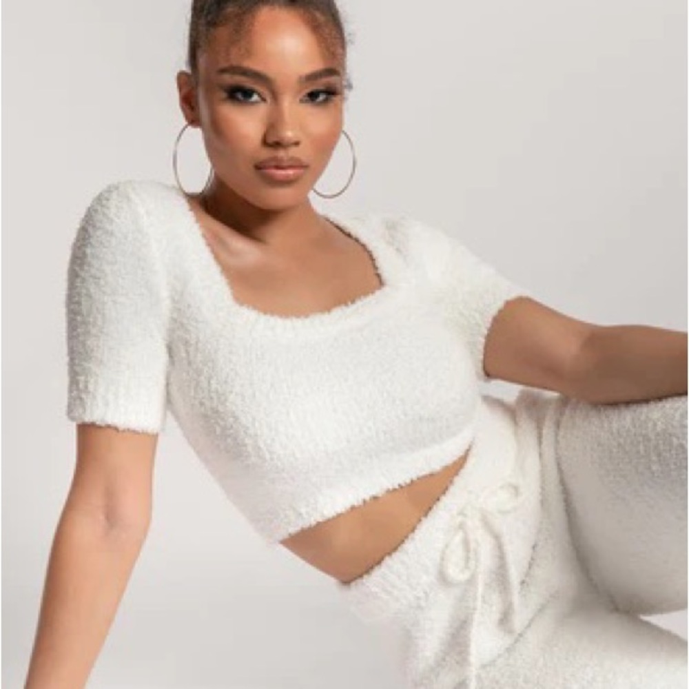 Meshki - Shay Popcorn Square Neck Short Sleeve Crop Top -Small